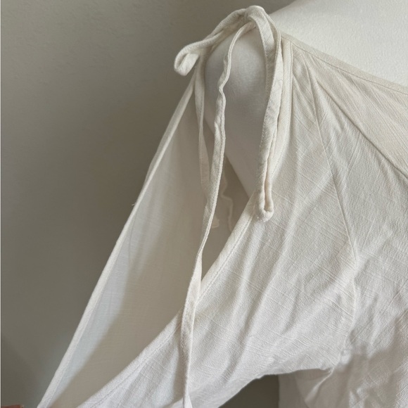 Free People Cream Tied Cold Shoulder Asymmetrical Mini Shirt Dress Women M Boho - Picture 2 of 9